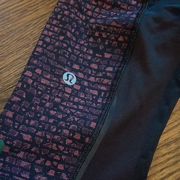 Lululemon leggings - Picture 3 of 5